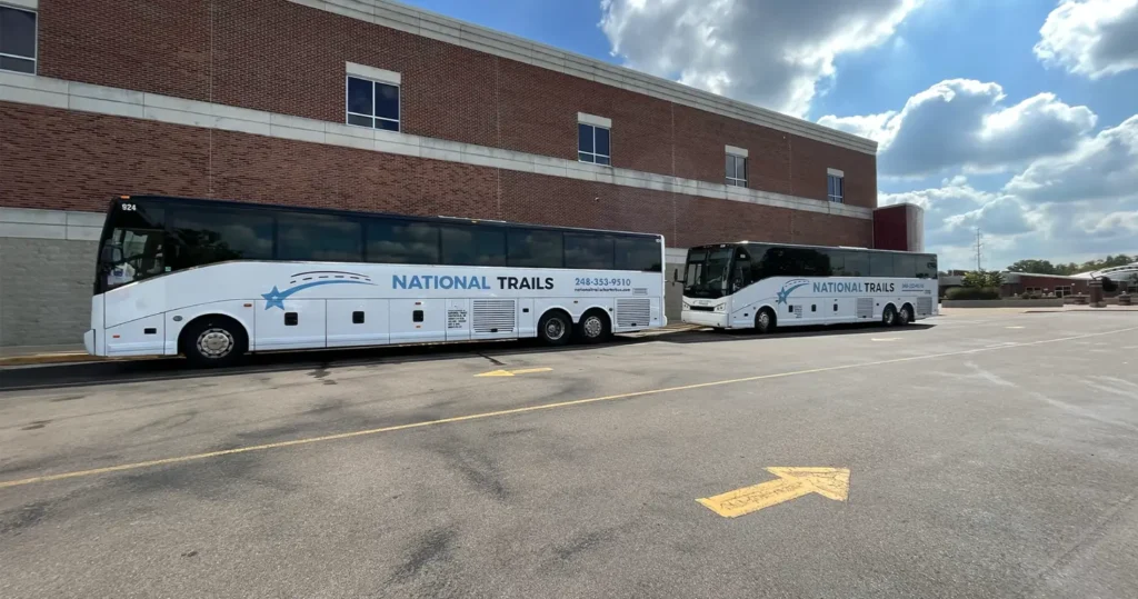 CharterBus37